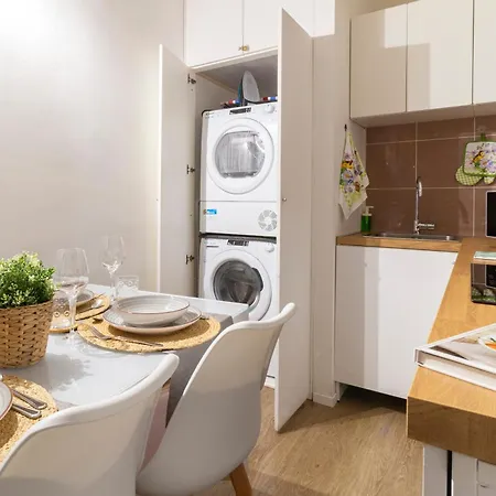 Luxloft Navigli - 2 Bathrooms - Free Parking Apartament Mediolan